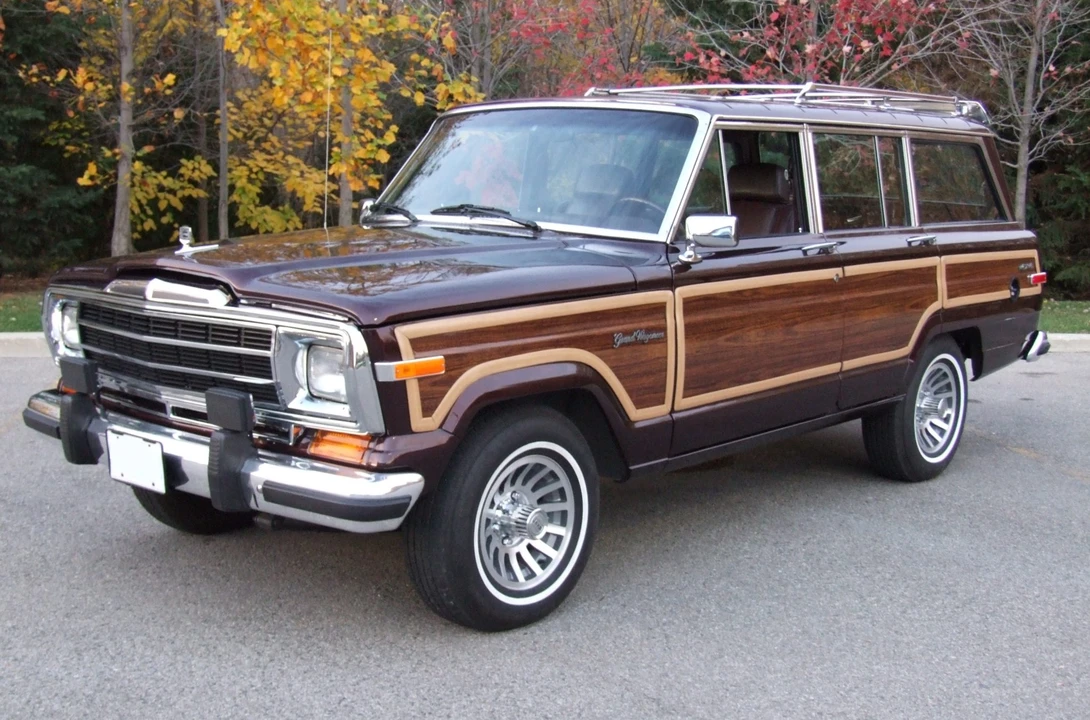 1991 Jeep SJ Grand Wagoneer - Image 2 of 31