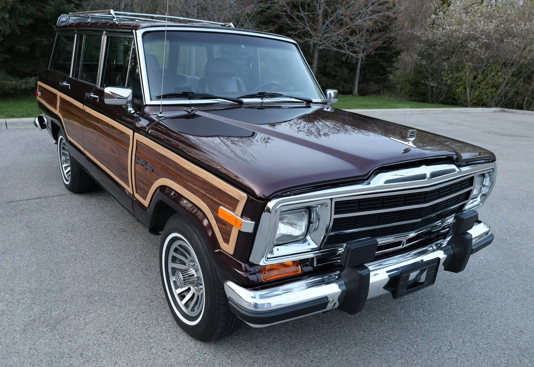 1991 Jeep SJ Grand Wagoneer - Image 8 of 31
