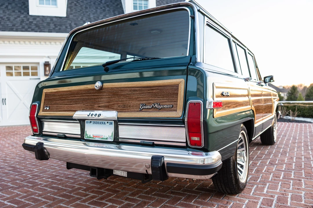1991 Jeep SJ Grand Wagoneer - Image 25 of 31