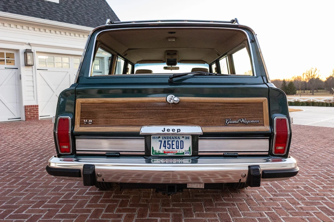 1991 Jeep SJ Grand Wagoneer - Image 20 of 31