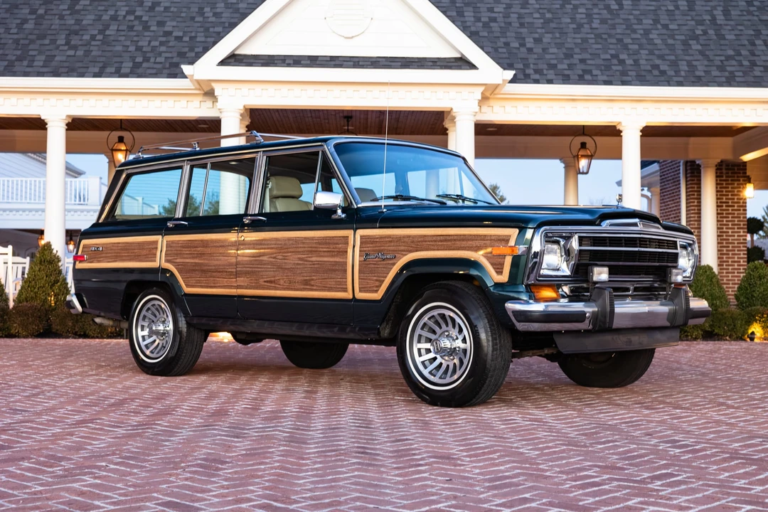 1991 Jeep SJ Grand Wagoneer - Image 30 of 31