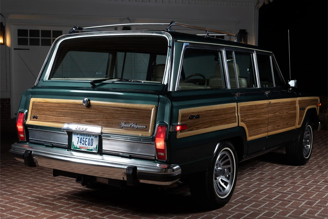 1991 Jeep SJ Grand Wagoneer - Image 26 of 31