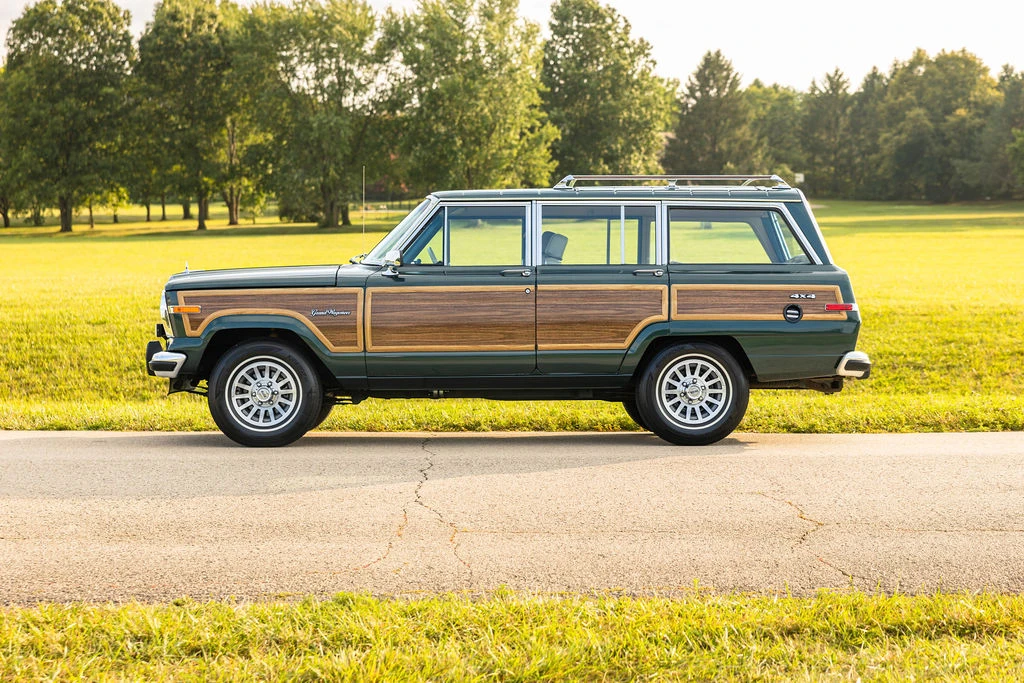 1991 Jeep SJ Grand Wagoneer - Image 18 of 31