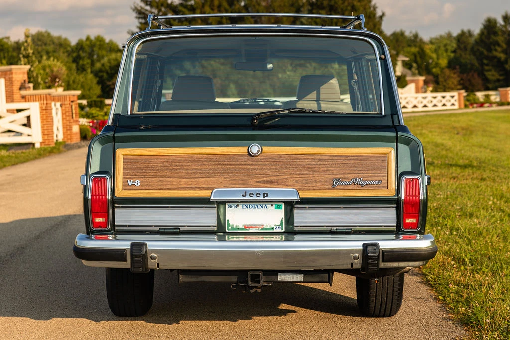 1991 Jeep SJ Grand Wagoneer - Image 23 of 31