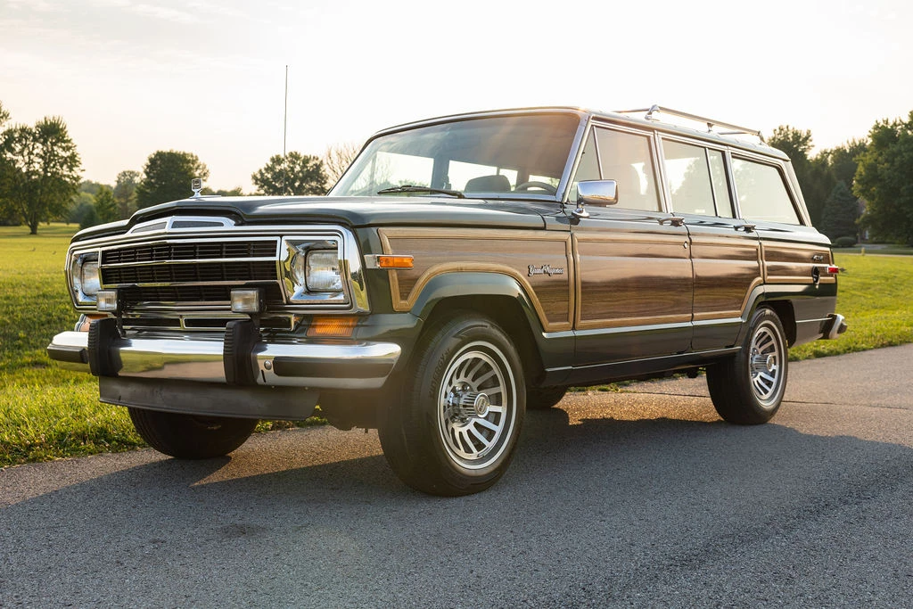1991 Jeep SJ Grand Wagoneer - Image 12 of 31