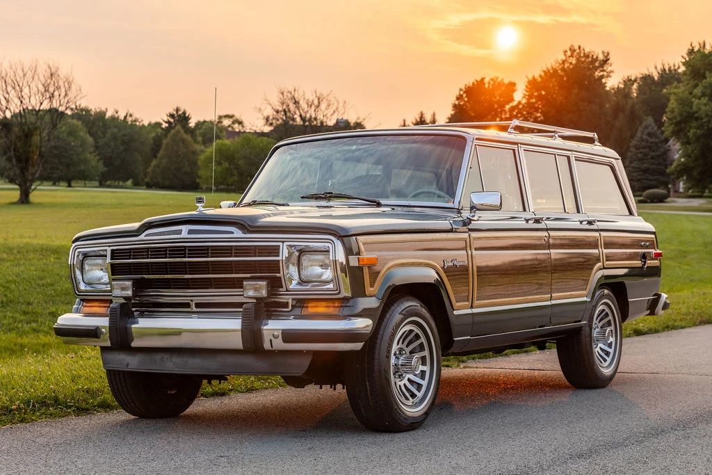 1991 Jeep SJ Grand Wagoneer - Image 7 of 31
