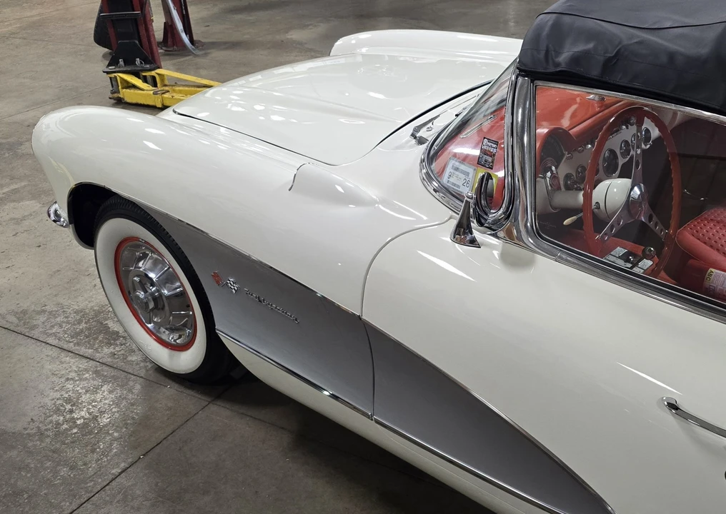 1957 Chevrolet Corvette C1 - Image 16 of 31