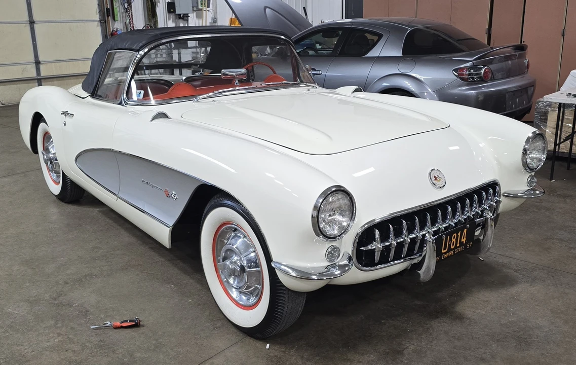 1957 Chevrolet Corvette C1 - Image 13 of 31