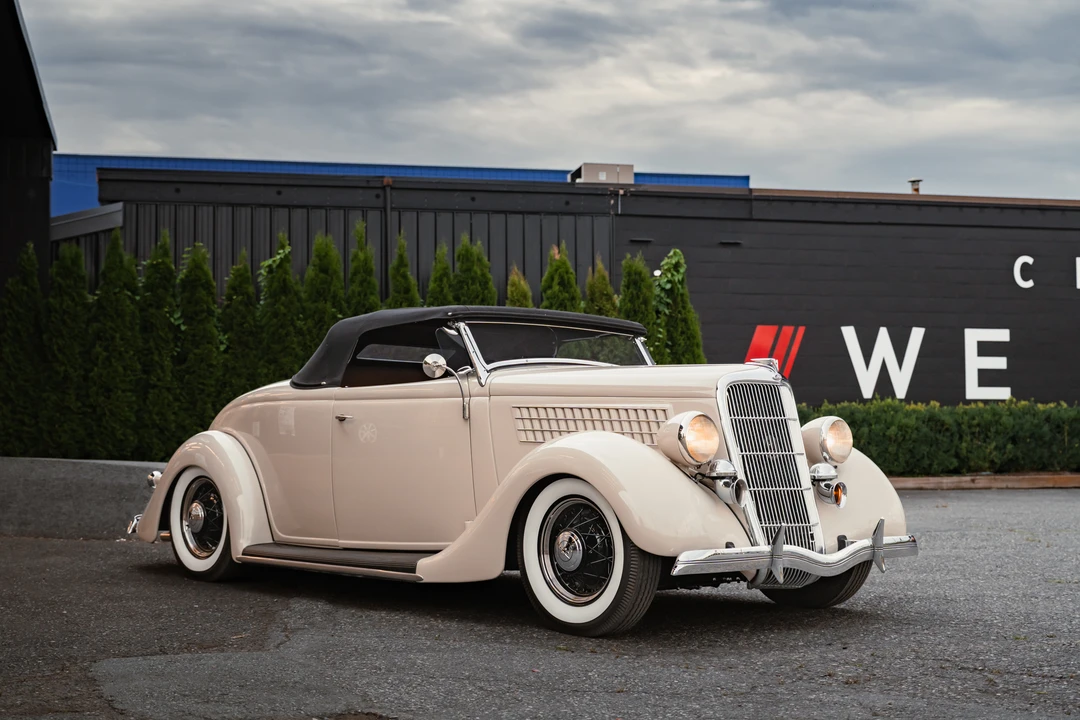 1935 Ford Model 48 & 68 - Image 26 of 31