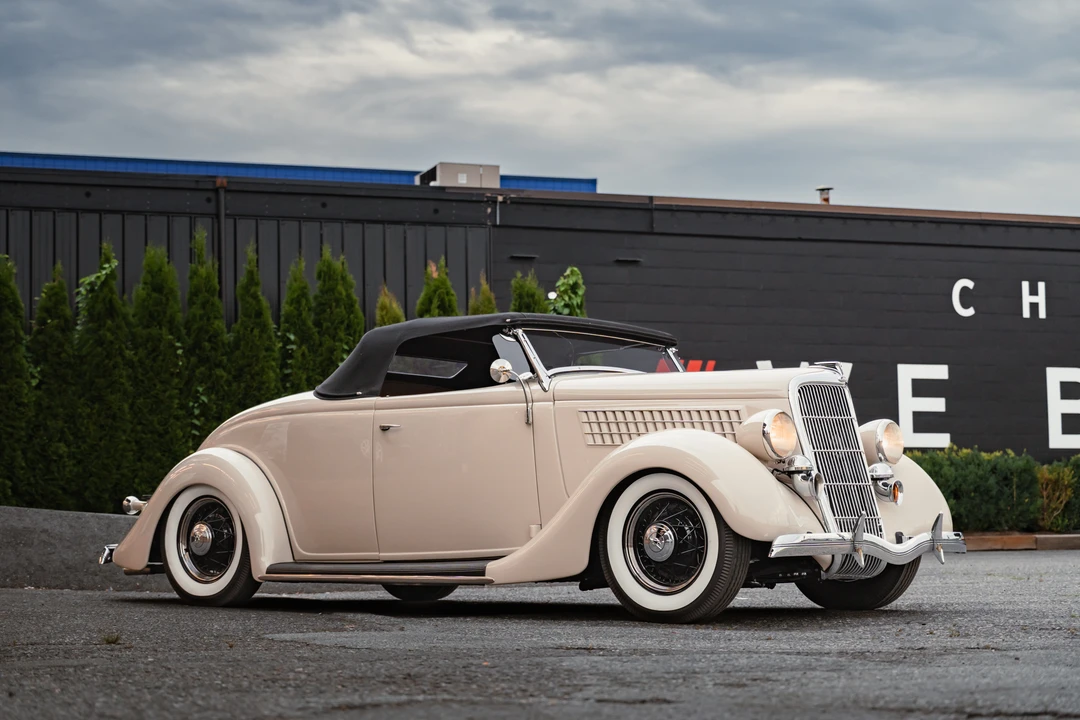 1935 Ford Model 48 & 68 - Image 25 of 31