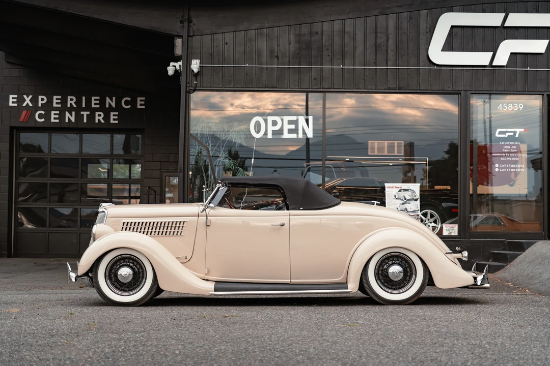 1935 Ford Model 48 & 68 - Image 10 of 31