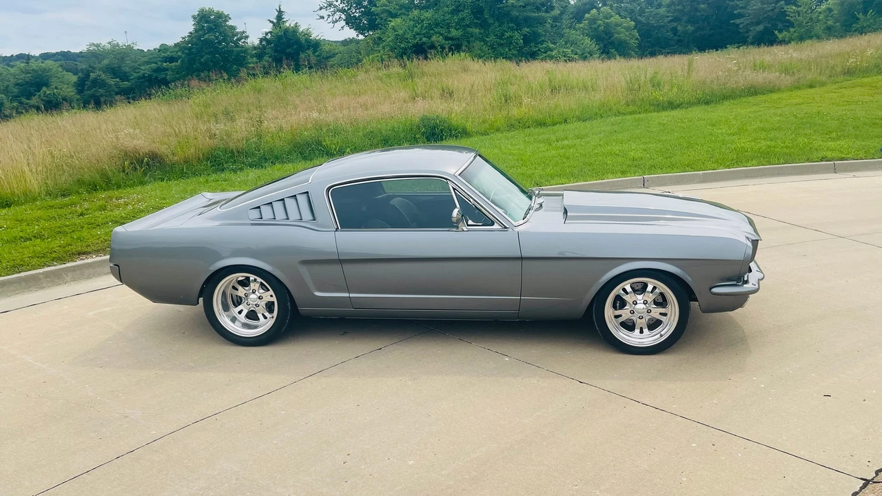 1965 Ford Mustang 1st Gen (1964.5-1966) - Image 29 of 31