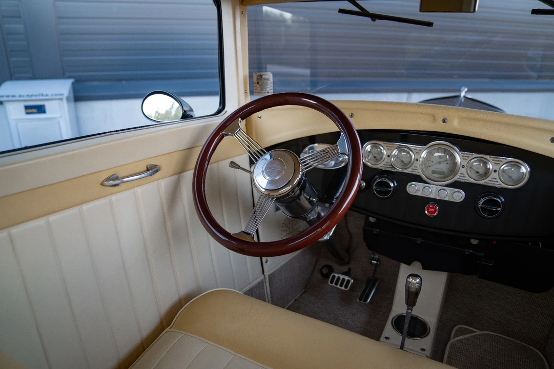 Ford Model A Pickup & Model AA - Image 22 of 31