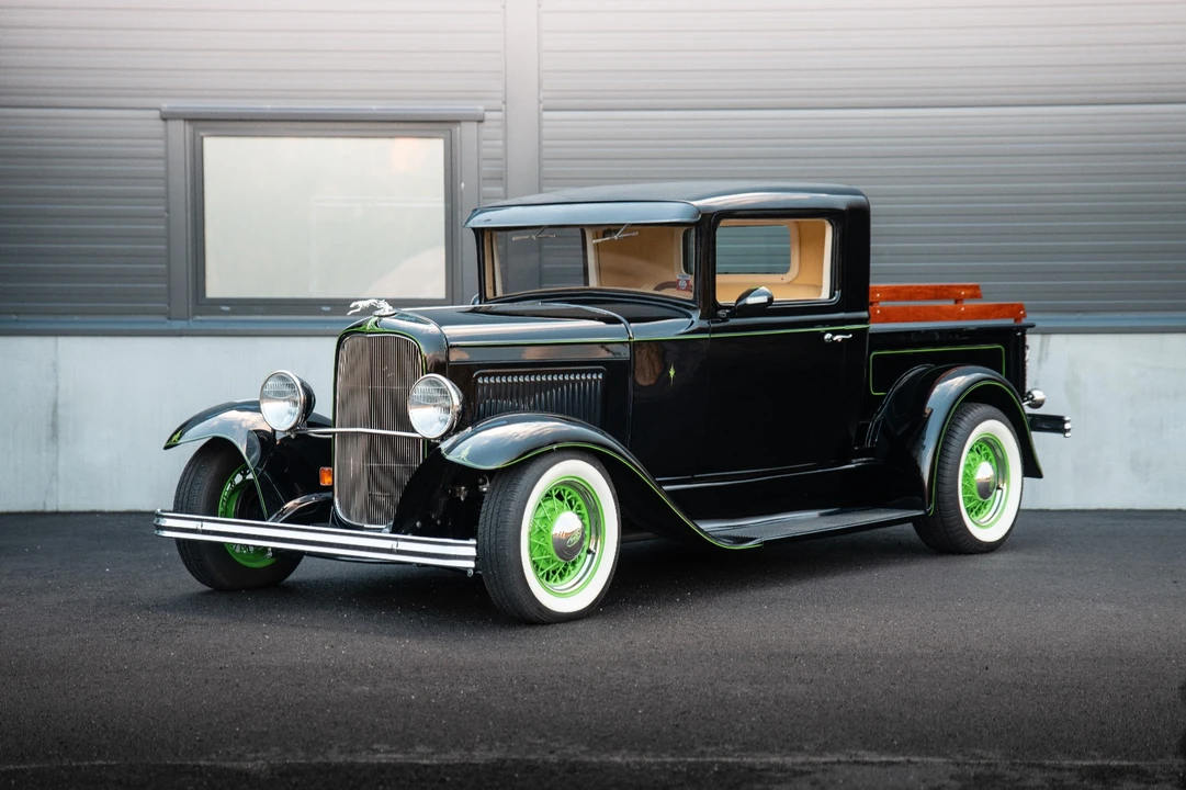 Ford Model A Pickup & Model AA - Image 2 of 31
