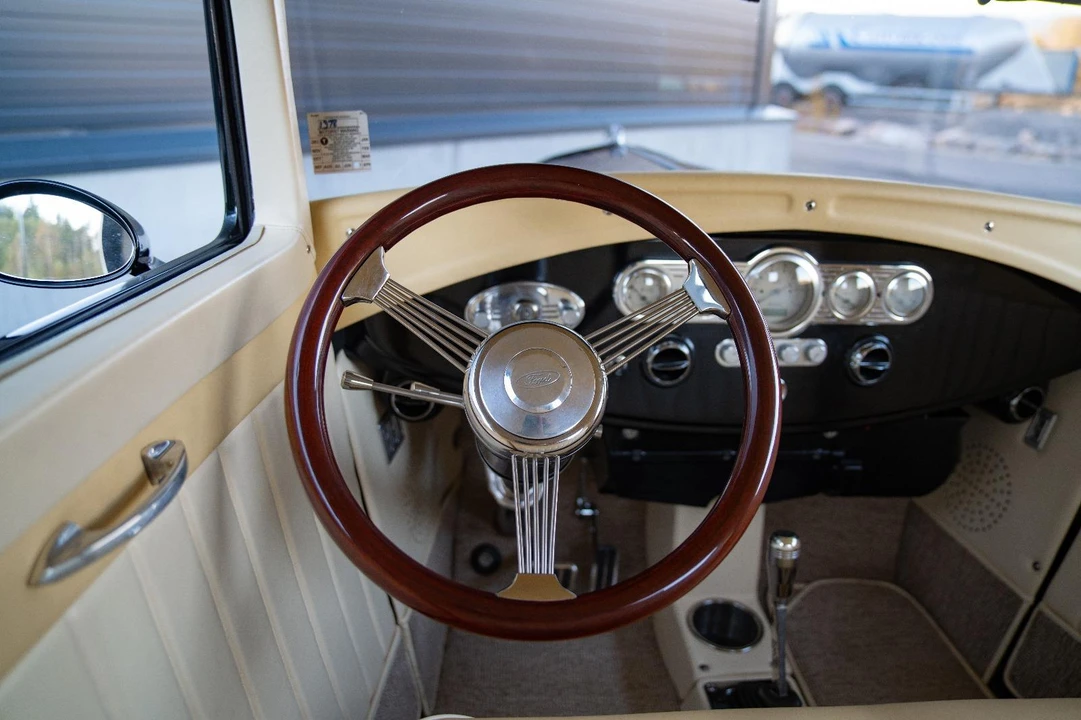 Ford Model A Pickup & Model AA - Image 20 of 31