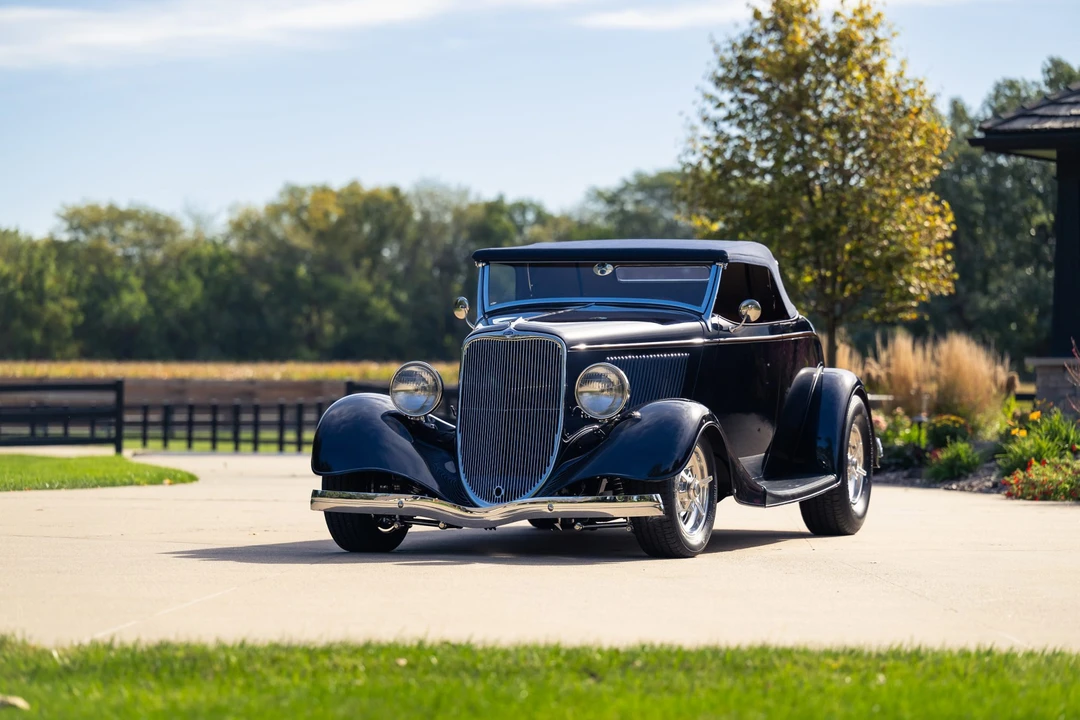 Ford Model 18 & 40 - Image 2 of 31