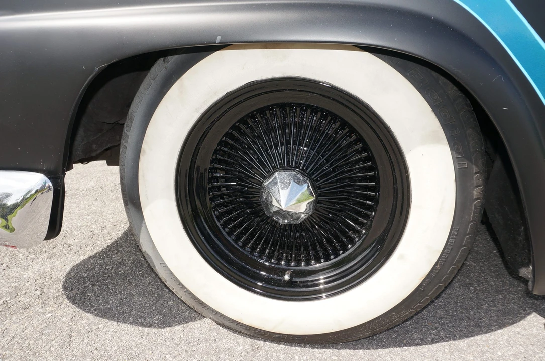 1955 Ford Customline - Image 15 of 31