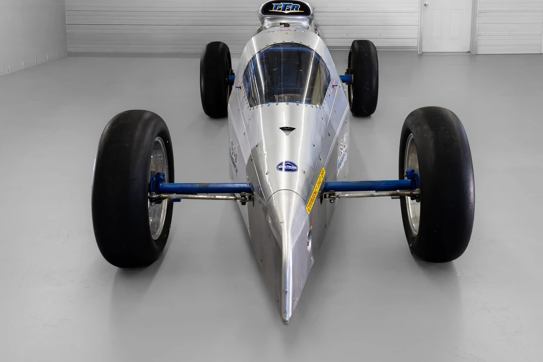 Vehicle image 18 of 31