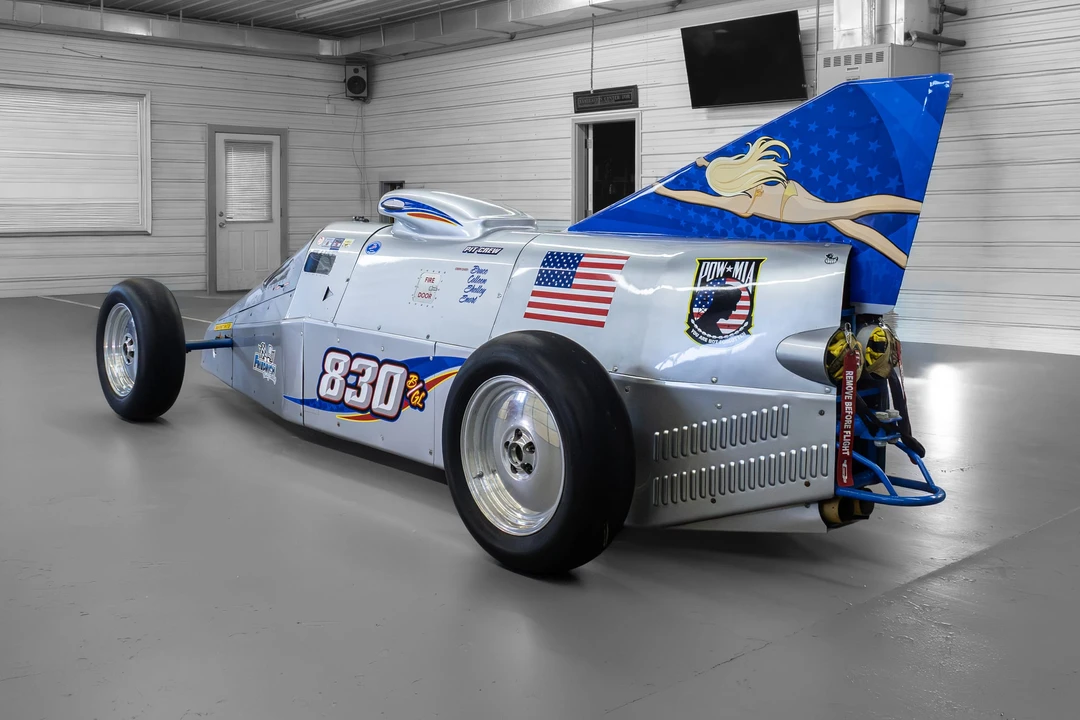Vehicle image 9 of 31