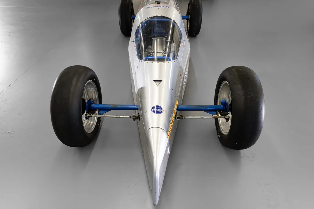Vehicle image 19 of 31