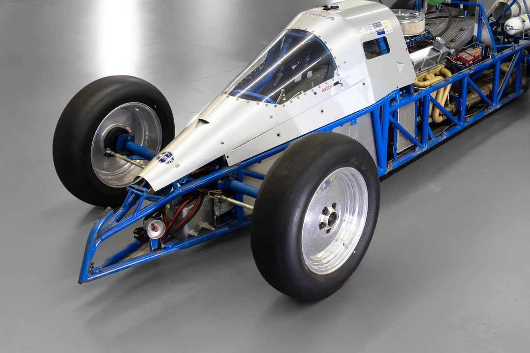 Vehicle image 22 of 31