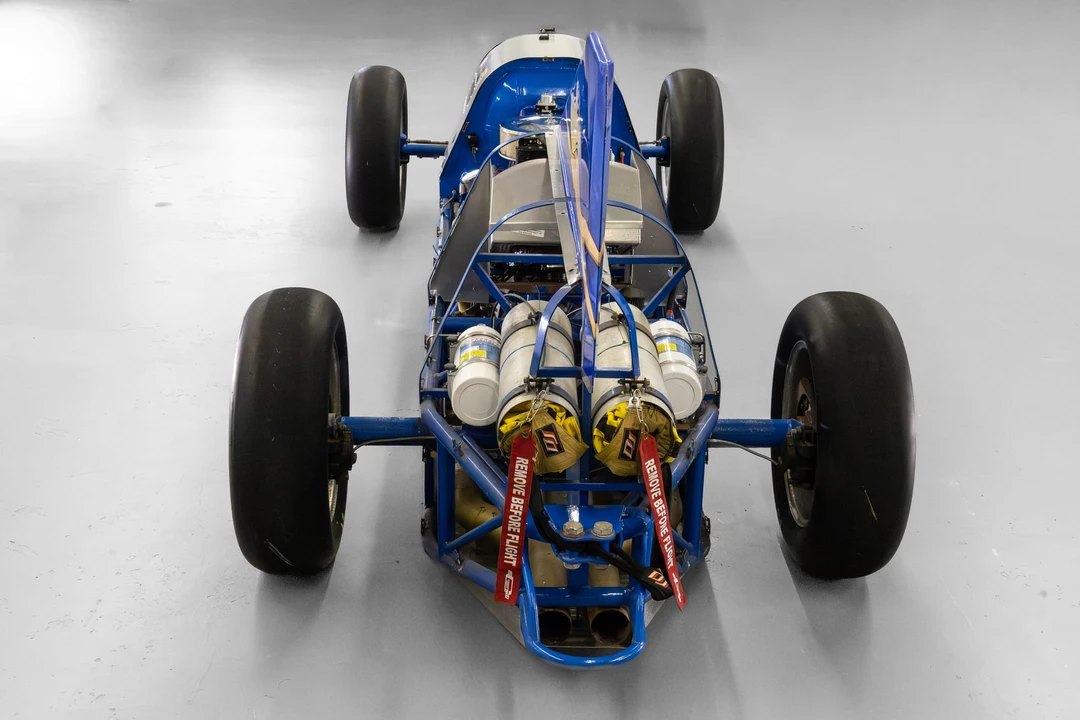 Vehicle image 24 of 31
