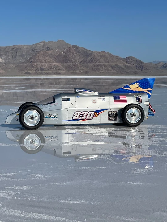 Vehicle image 2 of 31