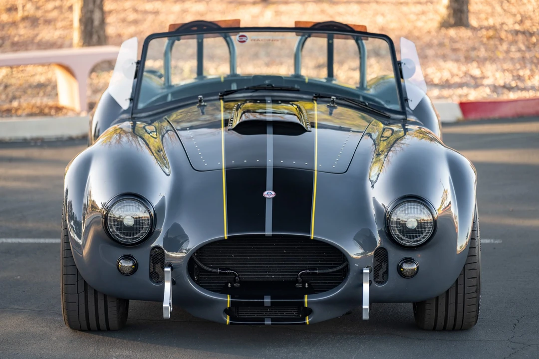 Shelby Cobra Replica - Image 20 of 31