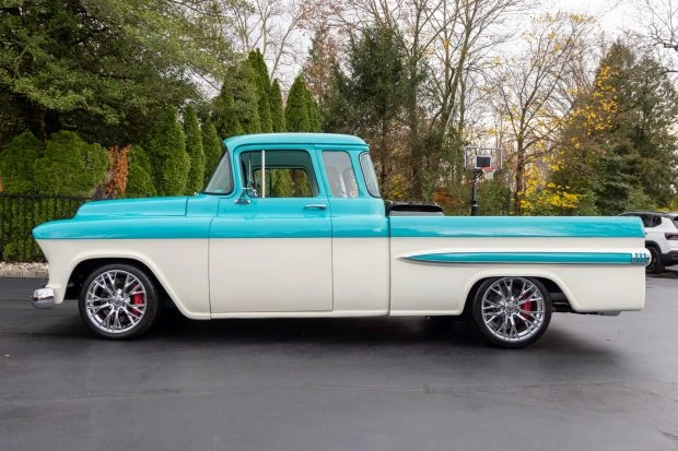 1955 Chevrolet Task Force - Image 5 of 9