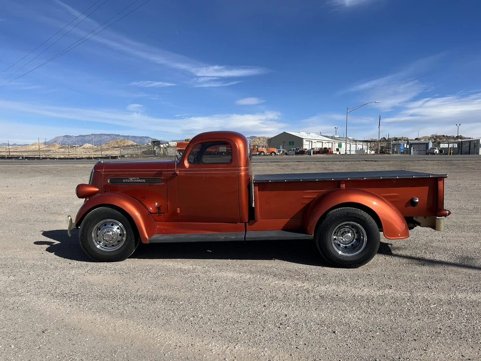 Studebaker 2R/3R - Image 6 of 31