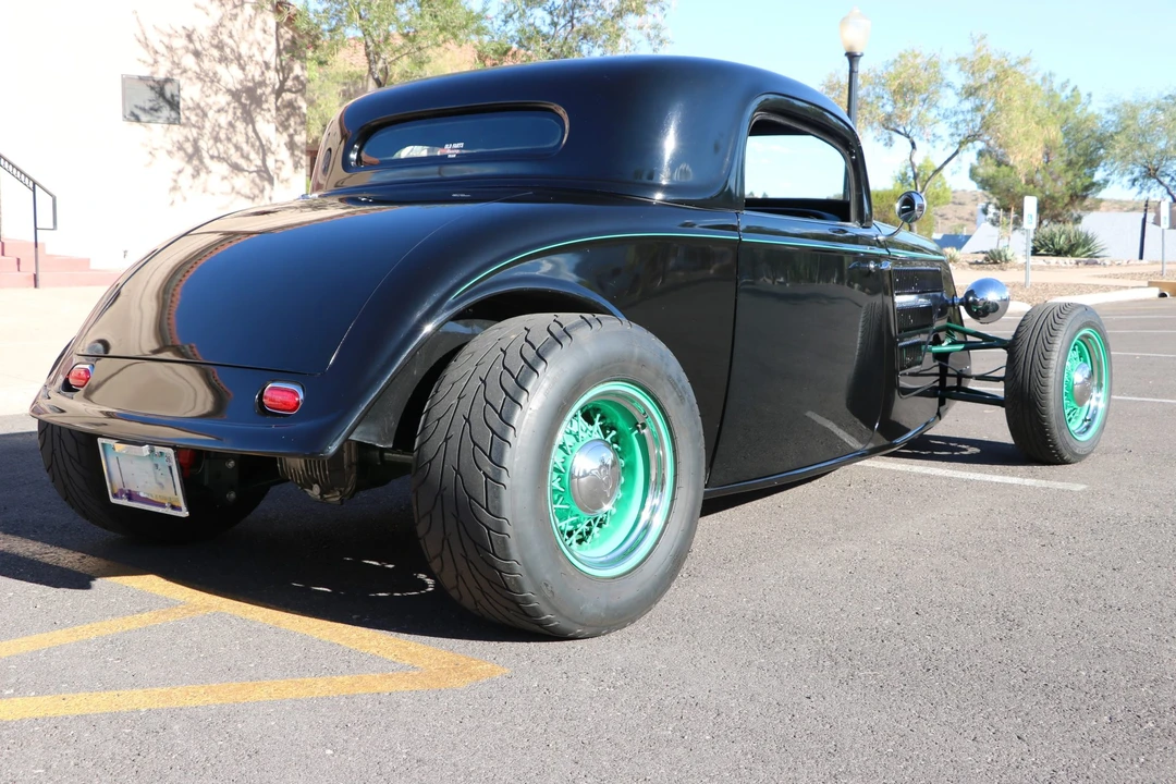 Ford Hot Rod - Image 10 of 31