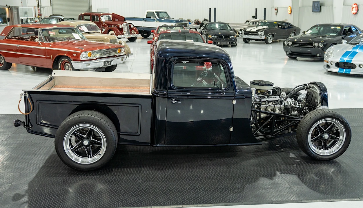 2022 Factory Five - Image 12 of 31