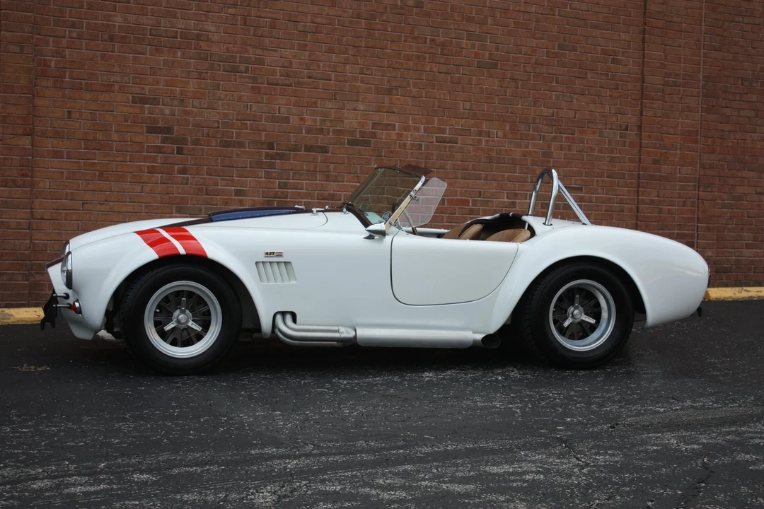 Shelby Cobra Replica - Image 4 of 31