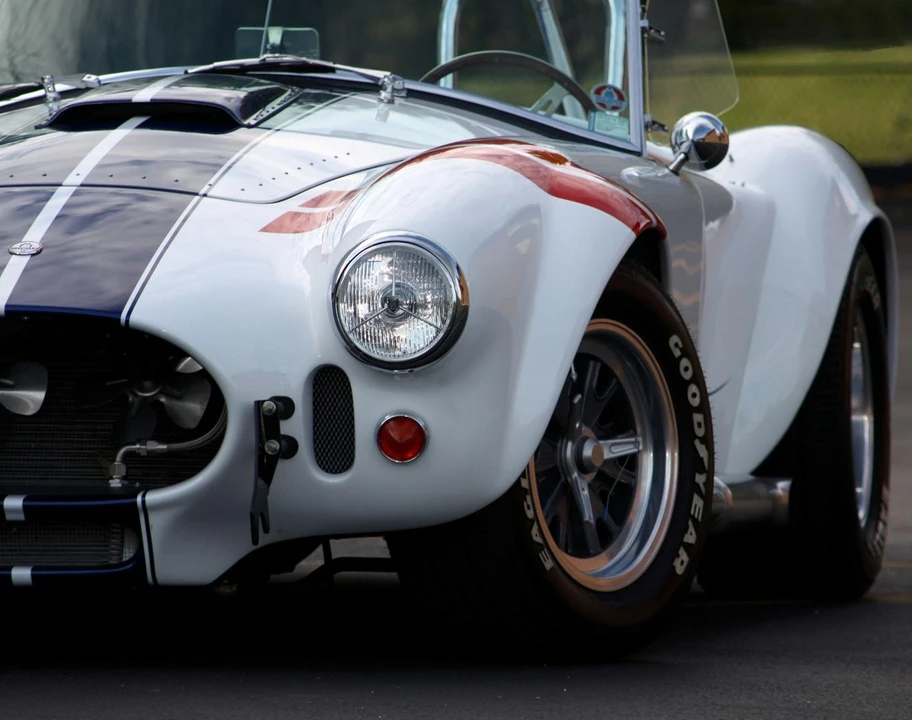 Shelby Cobra Replica - Image 18 of 31