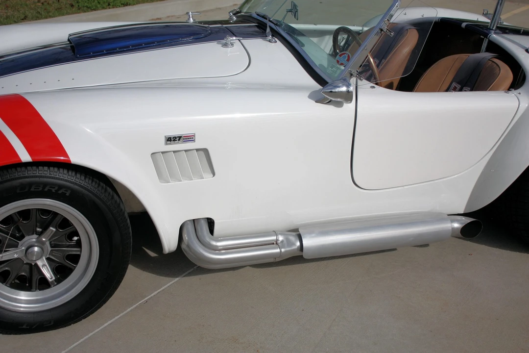Shelby Cobra Replica - Image 23 of 31