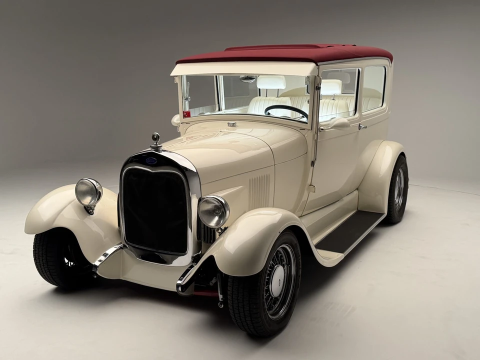 Ford Model A - Image 2 of 31