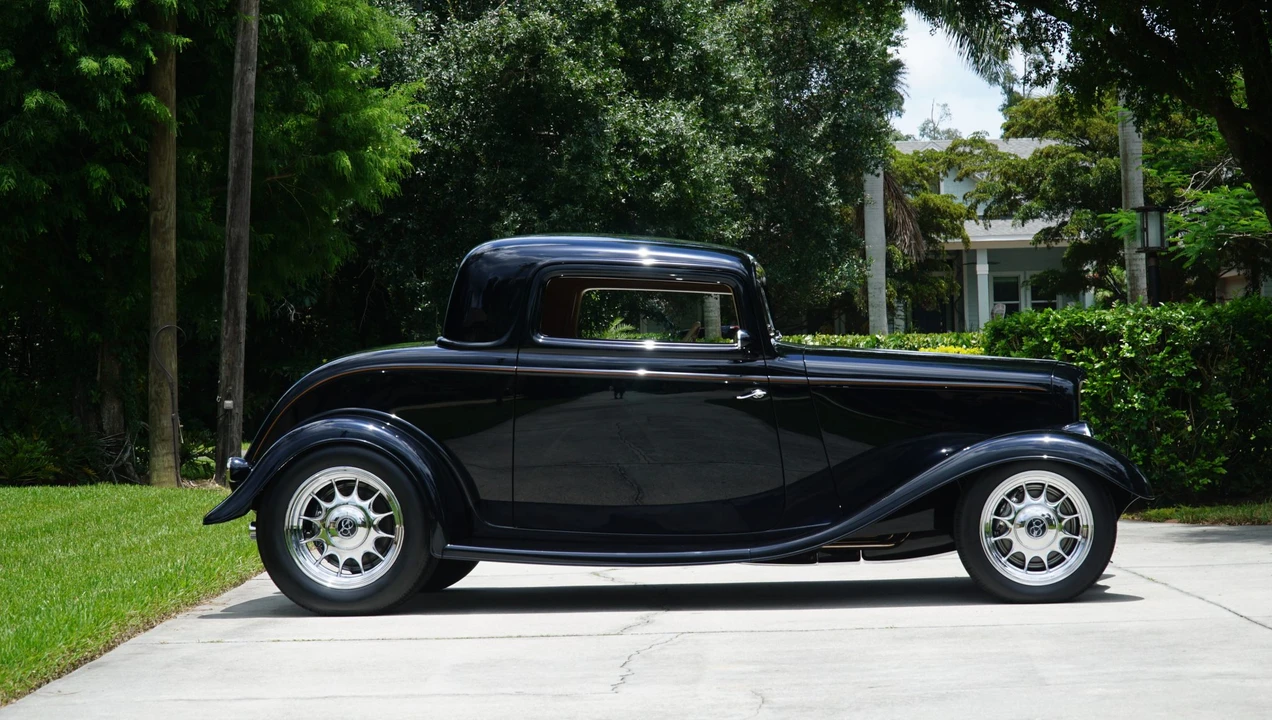 Ford Hot Rod - Image 9 of 31