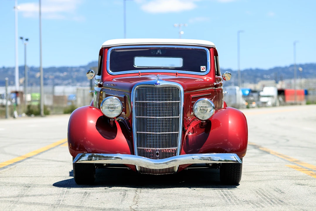 1935 Ford Model 48 & 68 - Image 29 of 31