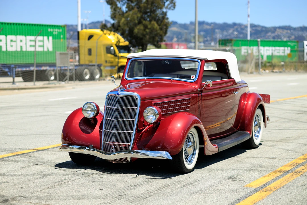 1935 Ford Model 48 & 68 - Image 15 of 31