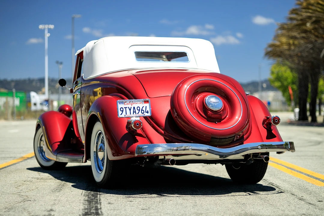 1935 Ford Model 48 & 68 - Image 20 of 31