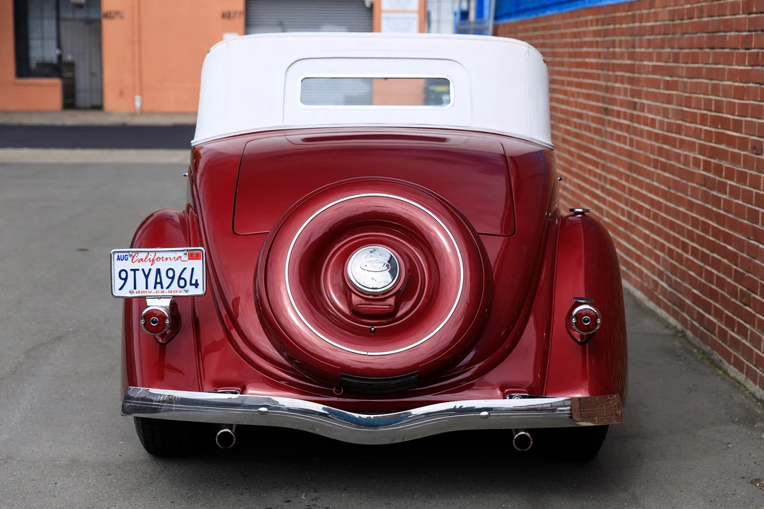 1935 Ford Model 48 & 68 - Image 7 of 31
