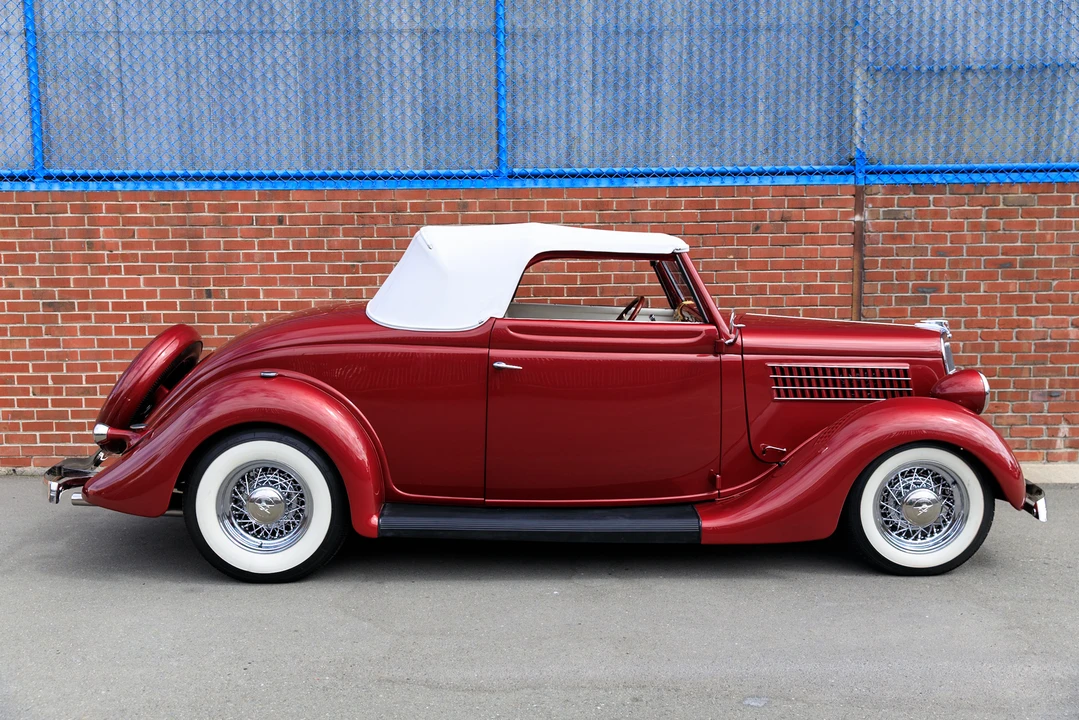 1935 Ford Model 48 & 68 - Image 9 of 31