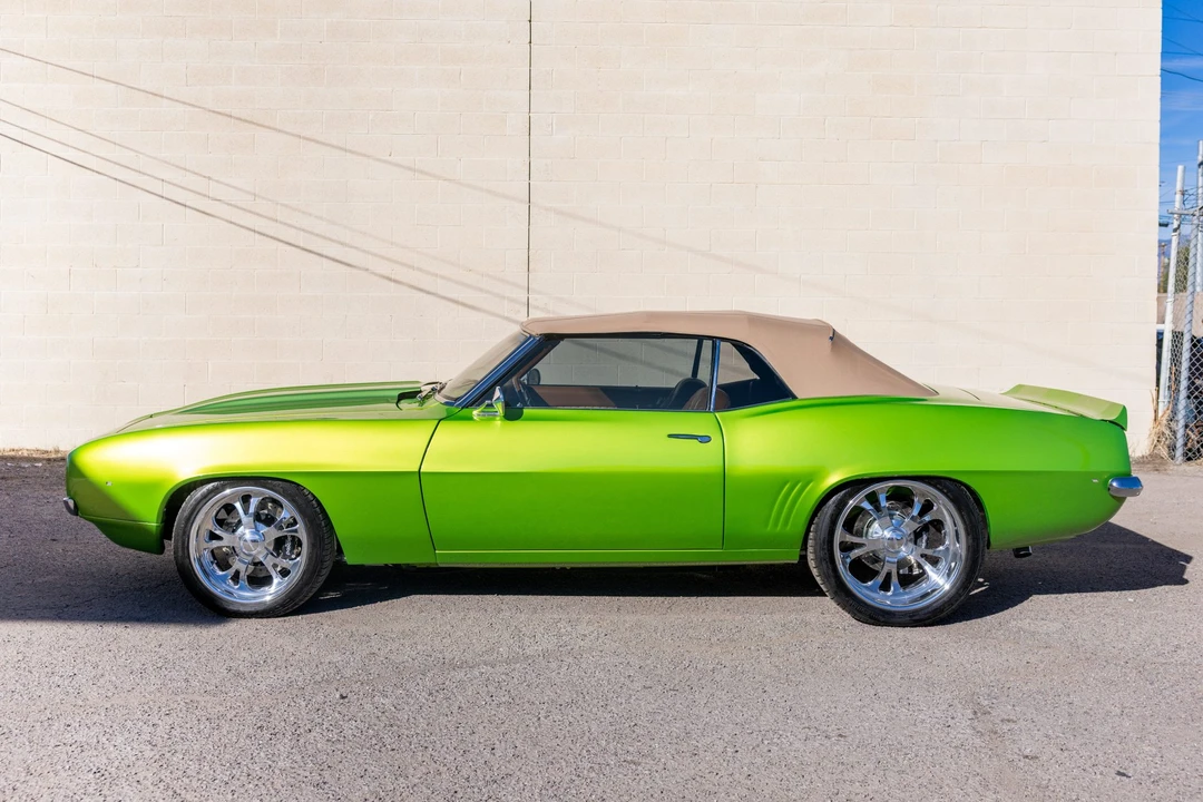Chevrolet Camaro 1st Gen - Image 16 of 31