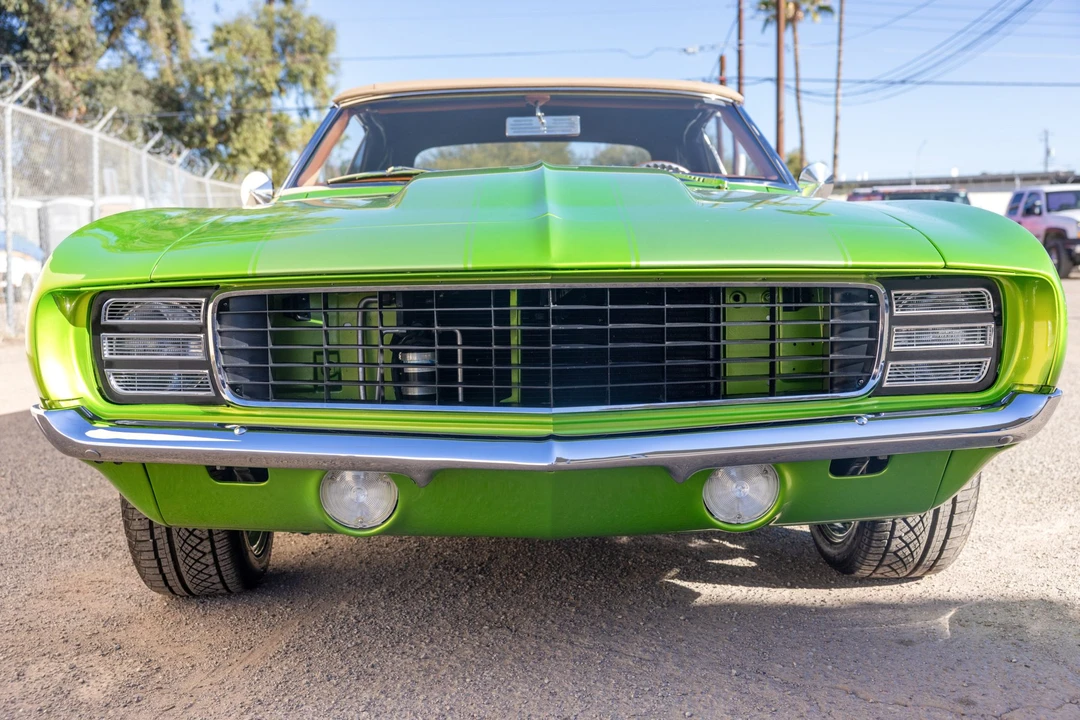 Chevrolet Camaro 1st Gen - Image 17 of 31