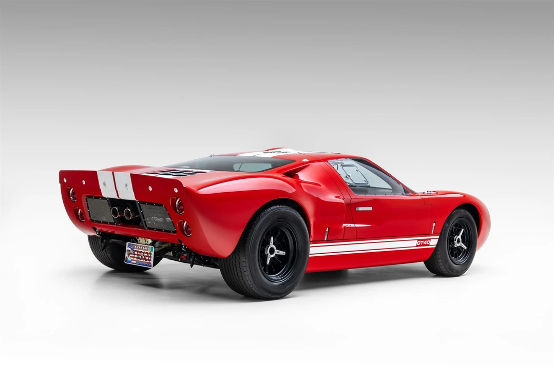 Ford Replica - Image 11 of 31