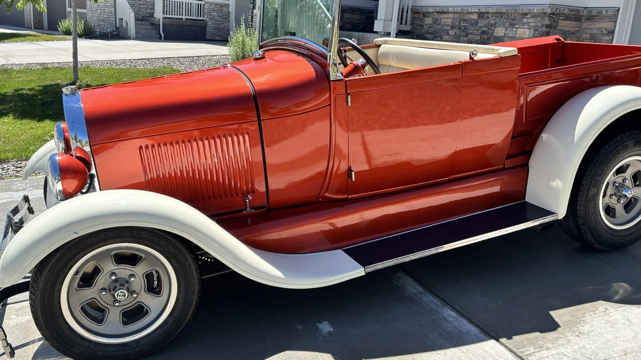 Ford Model A Pickup & Model AA - Image 17 of 31