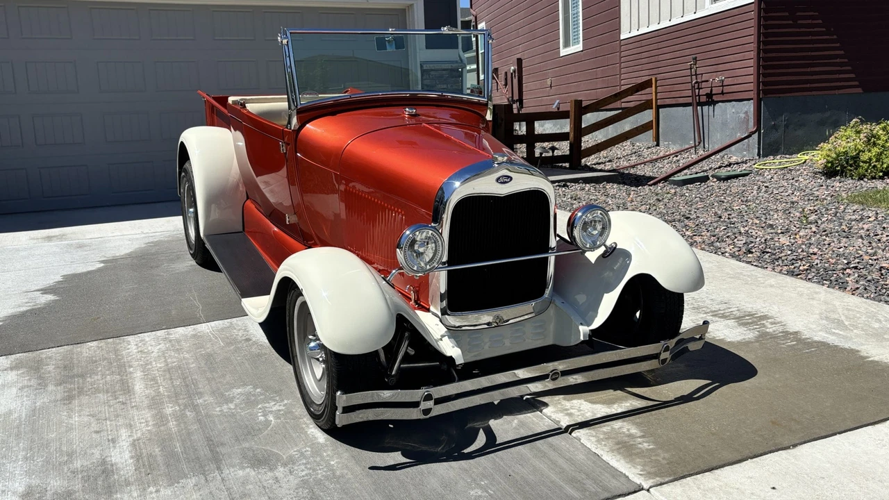 Ford Model A Pickup & Model AA - Image 12 of 31