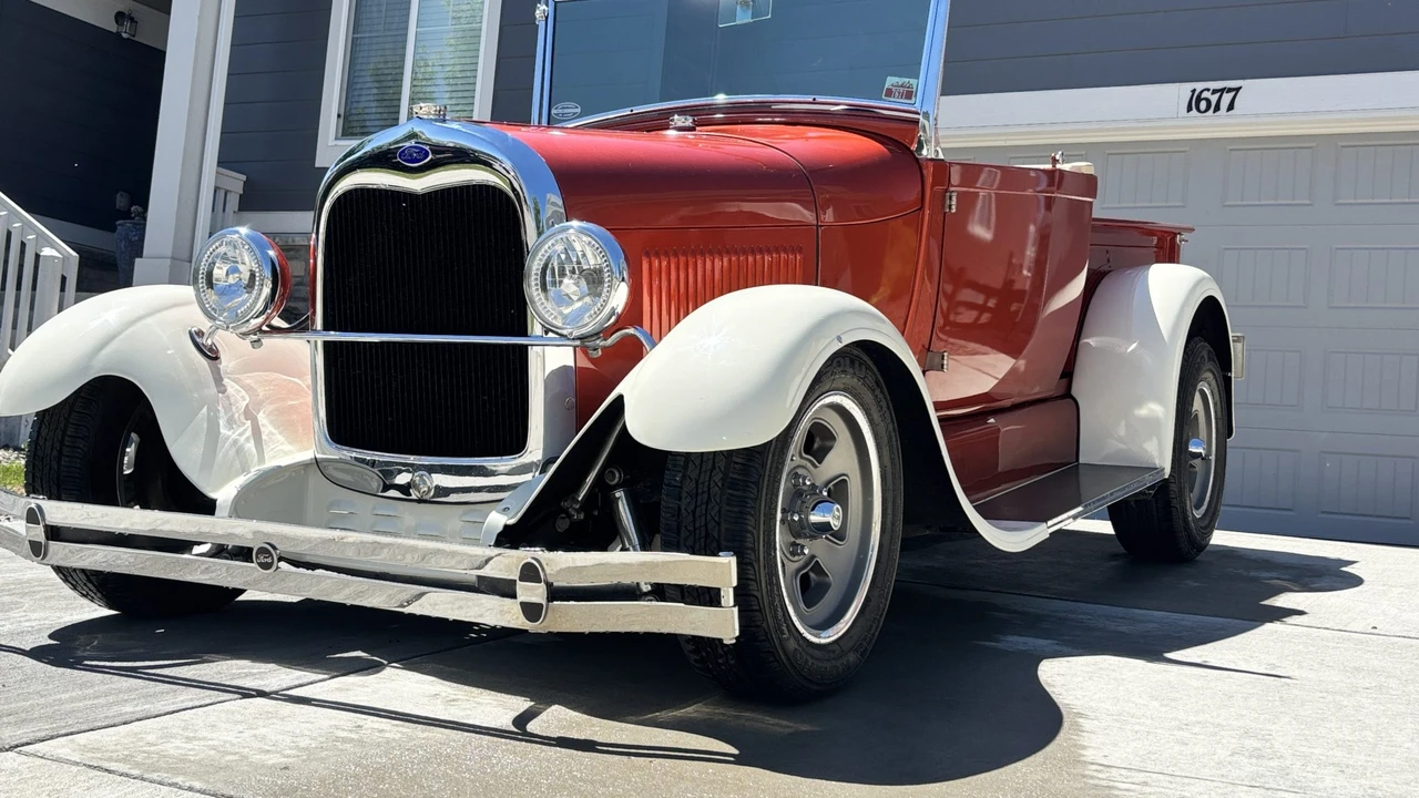 Ford Model A Pickup & Model AA - Image 15 of 31