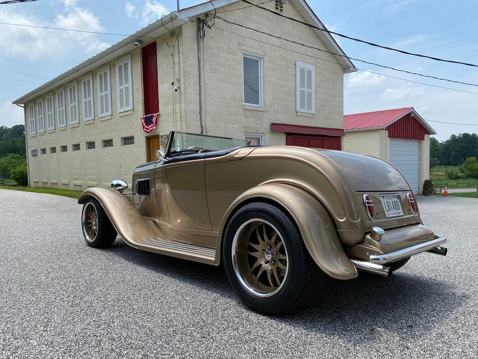 Ford Hot Rod - Image 7 of 31