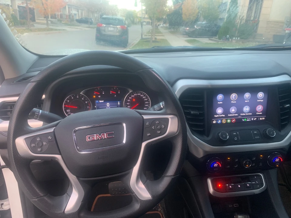 2021 GMC Acadia - Image 2 of 4
